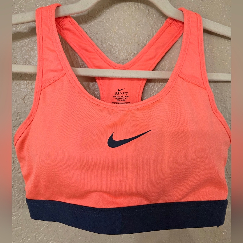 Nike Women's Coral Sports Bra